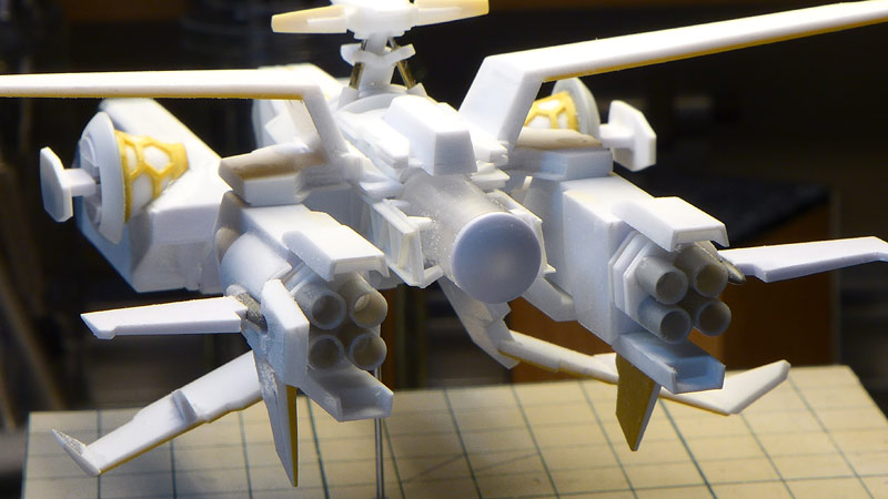 強襲揚陸艦ソドン・工作中の写真
