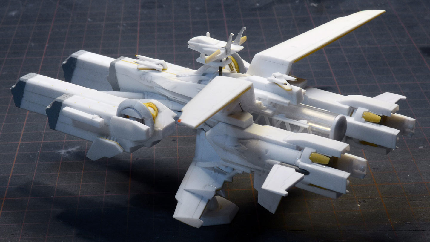 強襲揚陸艦ソドン・工作中の写真